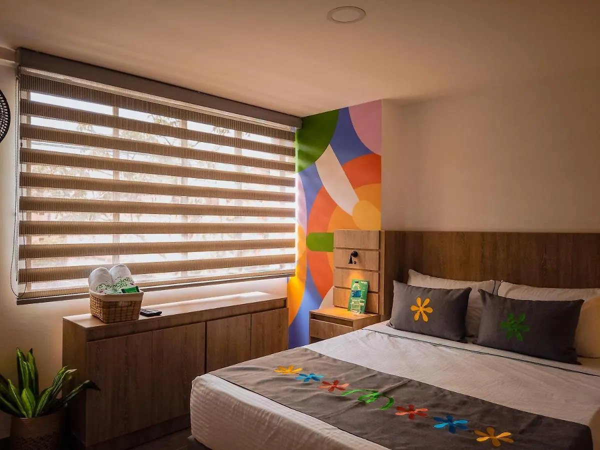 Hotel Medallo City Медельин